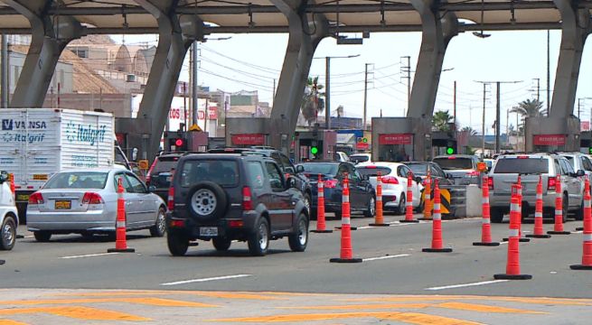 Vecinos y conductores de Lurín salieron a las calles a protestar contra los peajes
