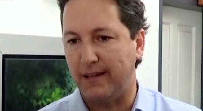 Salaverry: Si Vizcarra prepara el terreno para un cierre del Congreso, que lo diga