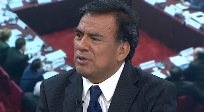 Velásquez Quesquén: 