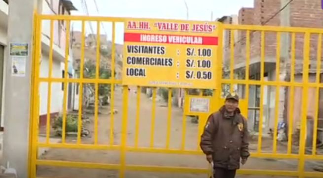 Vecinos colocaron reja y cobran ‘peaje’ para ingresar en una calle de Villa el Salvador