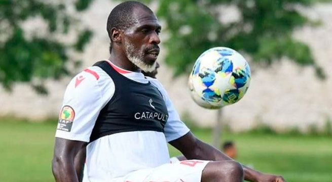 El joven futbolista de Kenia cuya apariencia sorprende al mundo