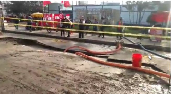 Registran nuevo aniego al frente de Sedapal en San Juan de Lurigancho