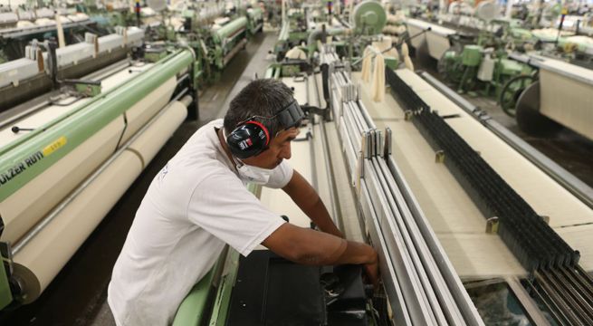Triple pago para los trabajadores que vayan a laborar el feriado del 30 de agosto
