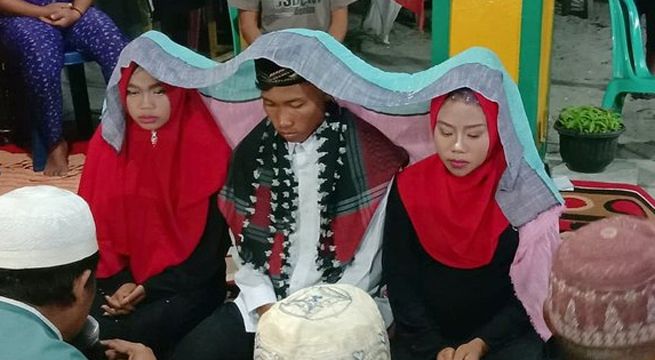 Hombre se casa con sus dos novias por romántico motivo