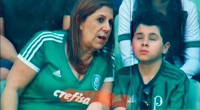 Mamá que narra partidos a su hijo invidente es nominada a Mejor Fan por la FIFA [Video]