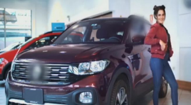 Asaltan con arma de fuego a exchica reality y le quitan camioneta de lujo