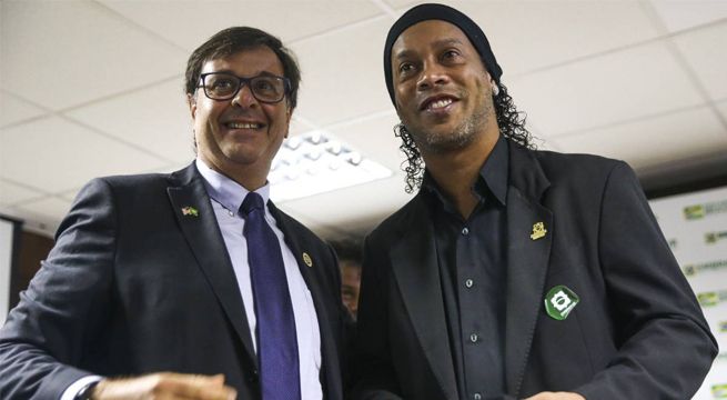 Ronaldinho sorprende al mundo entero con nueva faceta en Brasil [VIDEO]