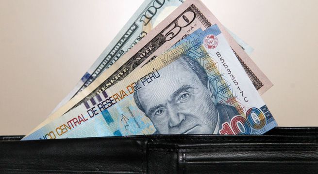 Recomiendan a peruanos controlar sus gastos por un mes debido a desaceleración económica