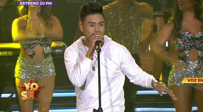 Imitador de César Vega cantó 