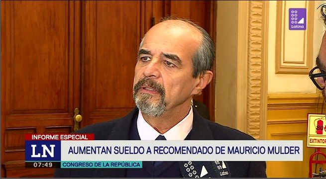 MULDER ENVIÓ CARTA PARA FAVORECER A SU TRABAJADOR DE CONFIANZA