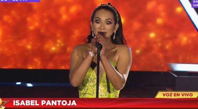 Imitadora de Isabel Pantoja tuvo un problema con su vestuario que no pasó desapercibido