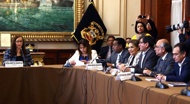 ¿Qué congresistas votaron por el archivo del proyecto de adelanto de elecciones?