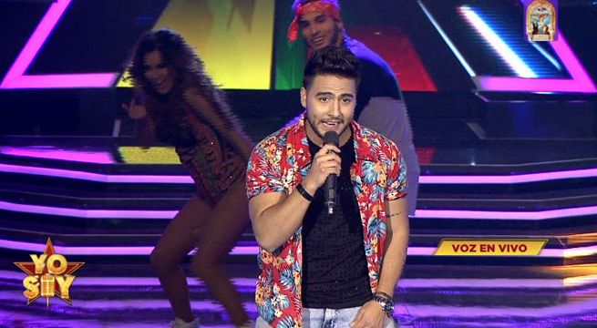 Imitador de Luis Fonsi cantó 