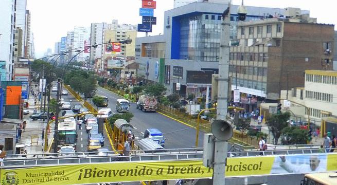 Este domingo se impedirá el pase de autos en el carril central de la Av. Brasil