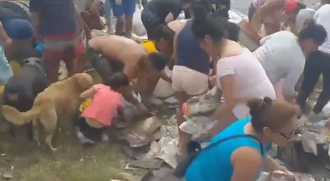 Callao: vecinos saquearon camión que causó muerte de dos personas en Mi Perú [VIDEO]
