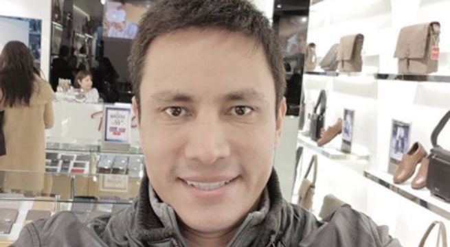 Renzo Costa se luce con joven idéntica a Brunella Horna