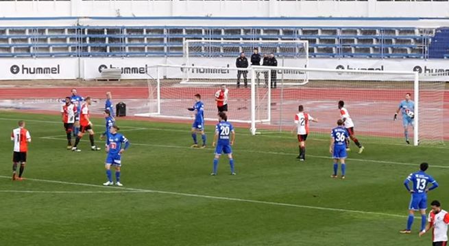 Renato Tapia anotó su primer gol del 2018 con la camiseta del Feyenoord