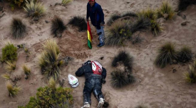 Dakar 2018: piloto holandés alertó a todos, pero solo estaba dormido