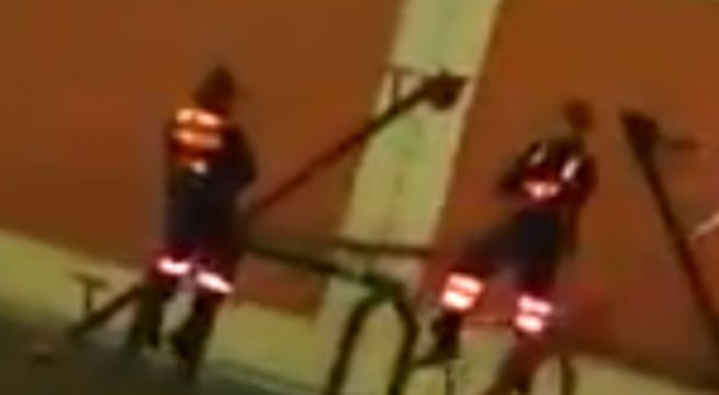 Serenos son filmados jugando en subibaja y causan furor en Facebook [VIDEO]