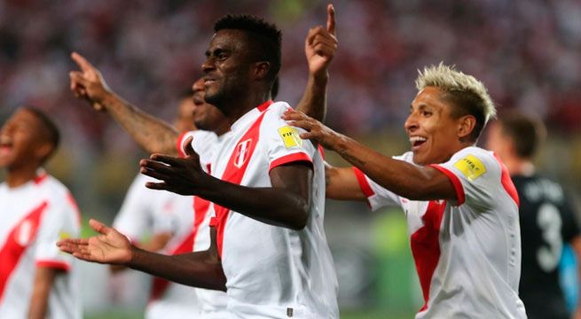 Selección peruana: Christian Ramos y Raúl Ruidíaz considerados en el once ideal de la Liga MX