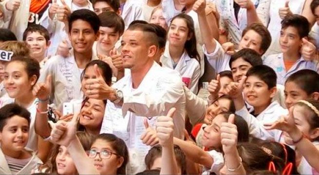 Andrés D'Alessandro regresó a su país para culminar sus estudios de colegio