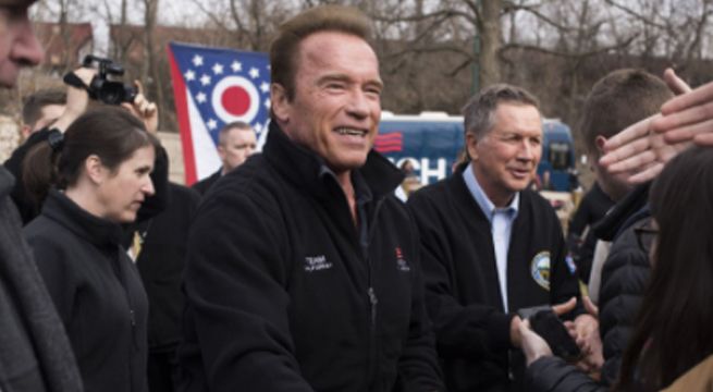 Schwarzenegger estable tras cirugía cardíaca de urgencia
