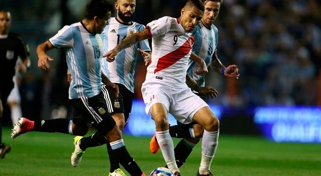 Paolo Guerrero: presidente de Racing Club admitió interés por el 