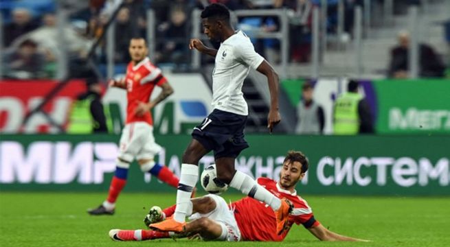 FIFA multa a la Federación de Rusia por gritos racistas de sus hinchas