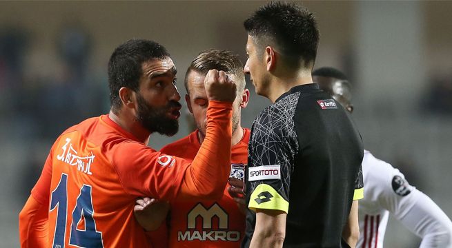 Arda Turan sancionado duramente en Turquía