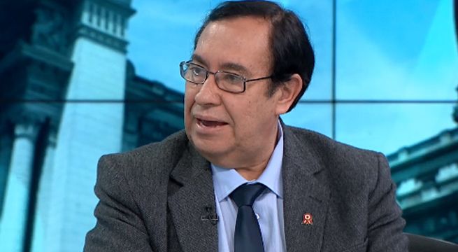 Víctor Prado Saldarriaga: 
