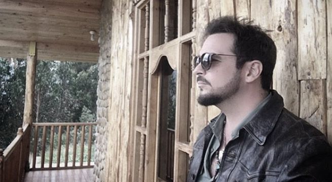 Ismael La Rosa comparte foto desde el hospital y sus seguidores se preocupan por su estado de salud