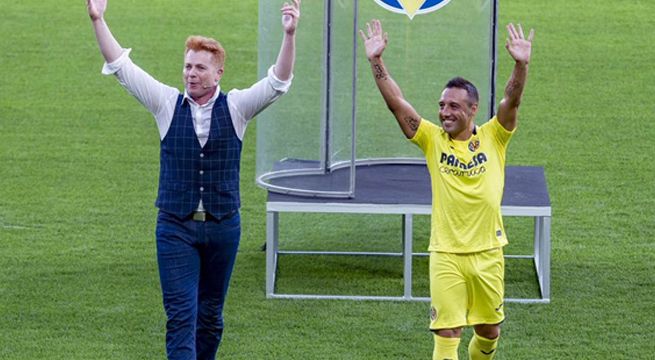 Con magia: La sorprendente presentación de Santi Cazorla en España