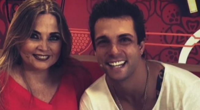 Nicola Porcella y Leslie Shaw ya no se esconden y la mamá del chico reality les da la bendición