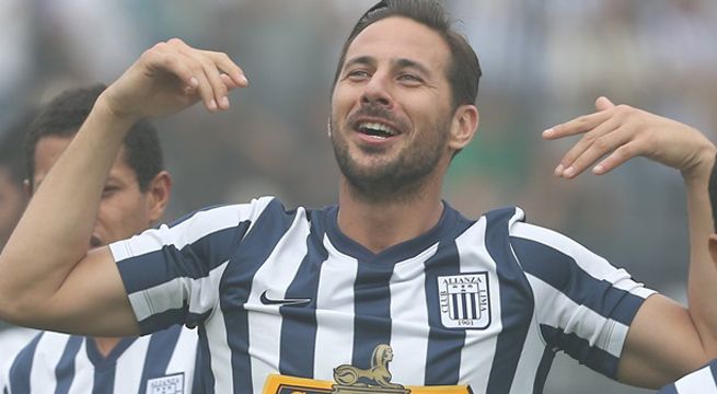 Claudio Pizarro deja abierta posibilidad de jugar por Alianza Lima