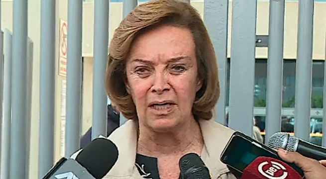 Luisa María Cuculiza: 