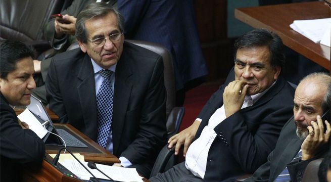 Congreso de la República: APRA presentará moción de censura contra César Villanueva