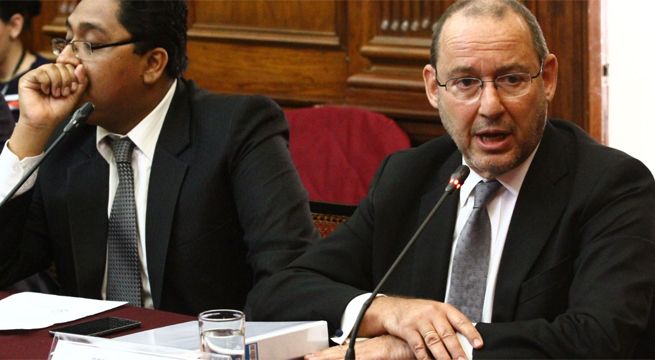 Congreso de la República: bancadas presentan moción para retirar a José Chlimper del BCR