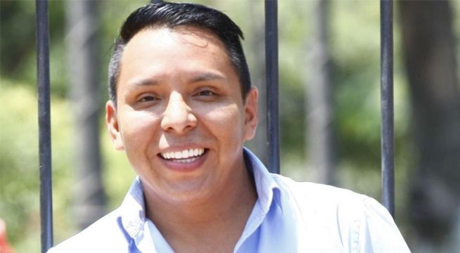 Edwin Sierra sorprende a sus seguidores al publicar tierna foto junto a su hija