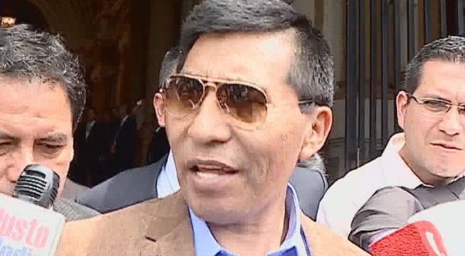 Moisés Mamani, suspendido por 120 días del Congreso