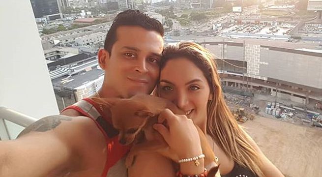 Christian Domínguez e Isabel Acevedo celebran su amor haciéndose un tatuaje