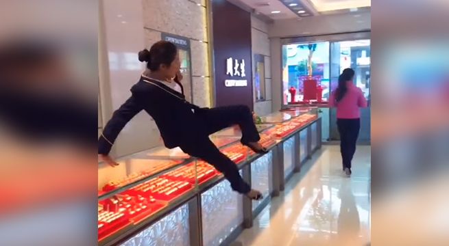 Hacen creer a vendedores que van a robar sus joyas y las reacciones desatan furor (Video)