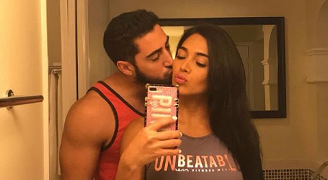 Vania Bludau recibió una romántica sorpresa por Navidad