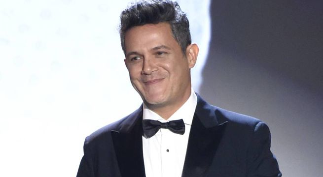Alejandro Sanz renueva contrato discográfico con Universal Music Spain