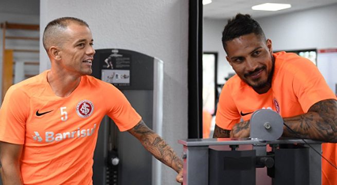 Paolo Guerrero lanzó su primer pedido a un reconocido dirigente del Inter de Porto Alegre