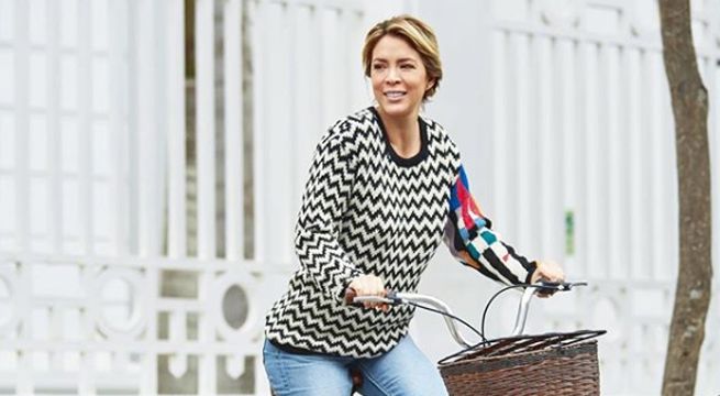 Sheyla Rojas apareció como figura de una marca de bicicletas, pero la gente la destruyó