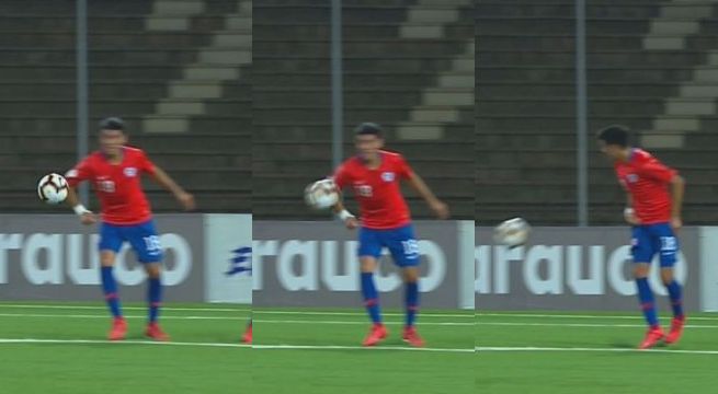 ¡Era penal! Árbitro no sancionó una clara mano del chileno y sentenció caída de Perú