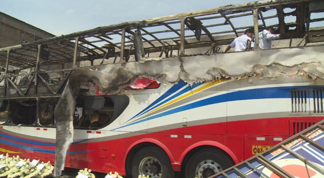 Incendio en bus en parada ilegal no se habría producido por corto circuito en el aire acondicionado