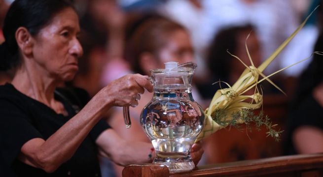 Semana Santa: miles de fieles colman iglesias de Lima en Domingo de Ramos