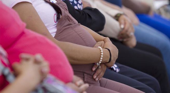 Hombre sorprende al mundo al descubrirse que es padre de 49 niños