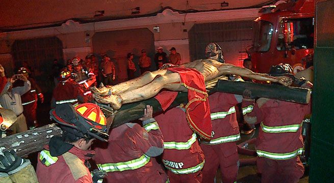 Mesa Redonda con acceso restringido por tres semanas tras incendio que consumió casas y comercios